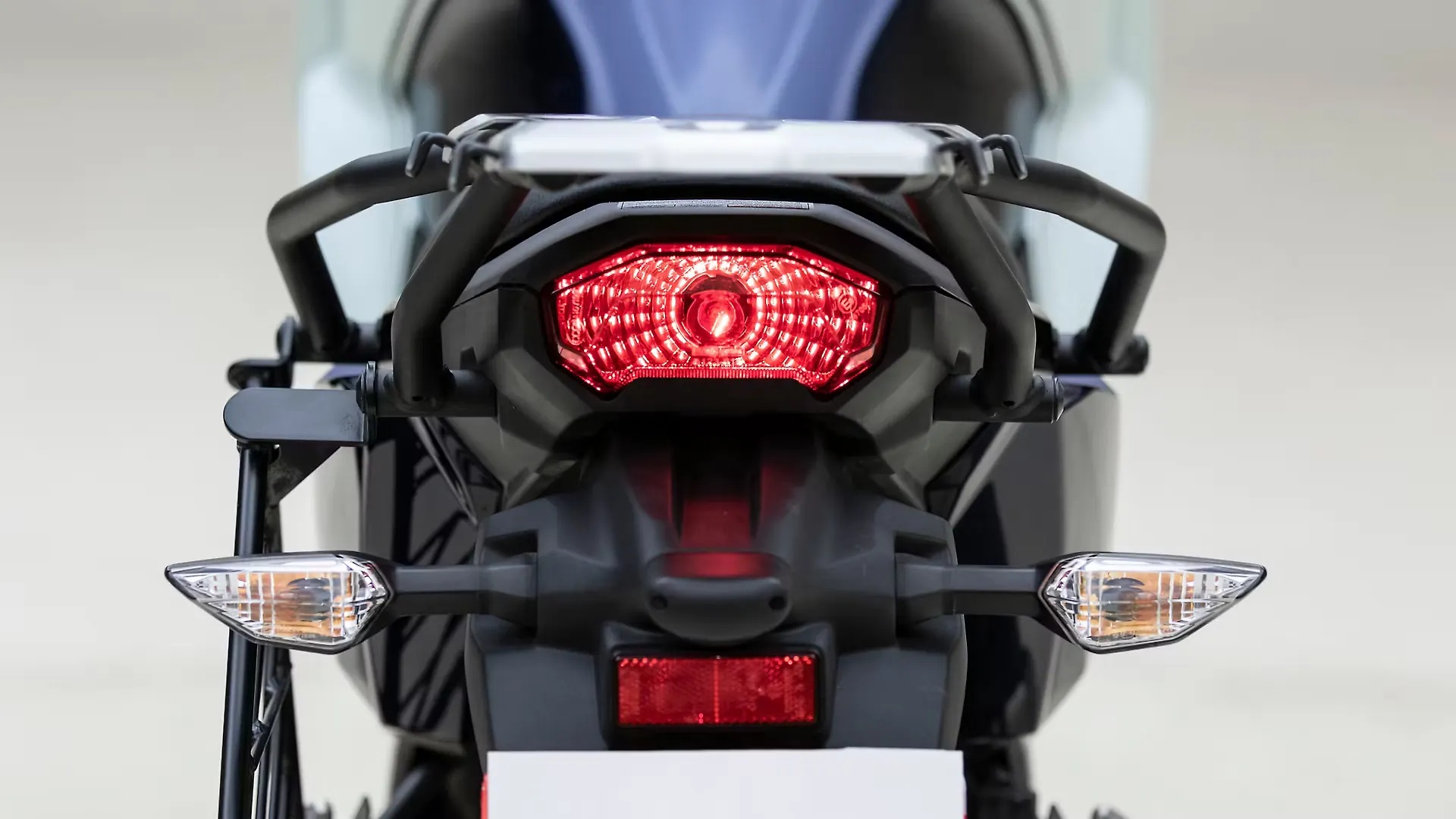 2025 में Kawasaki Versys-X 300