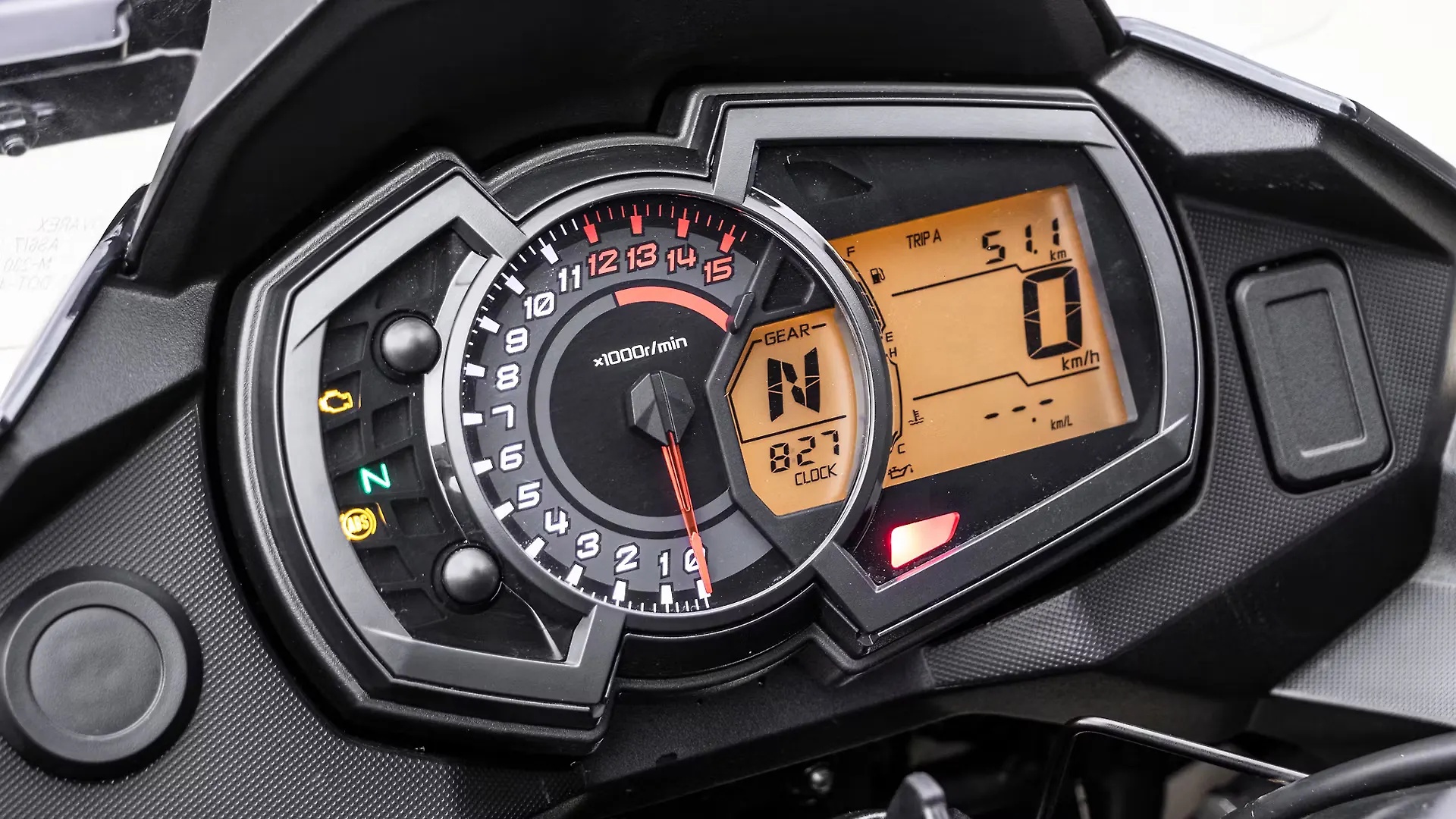2025 में Kawasaki Versys-X 300